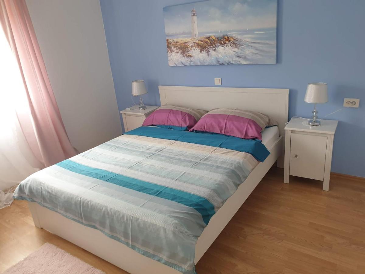 Apartments Mare Banjol Exterior foto