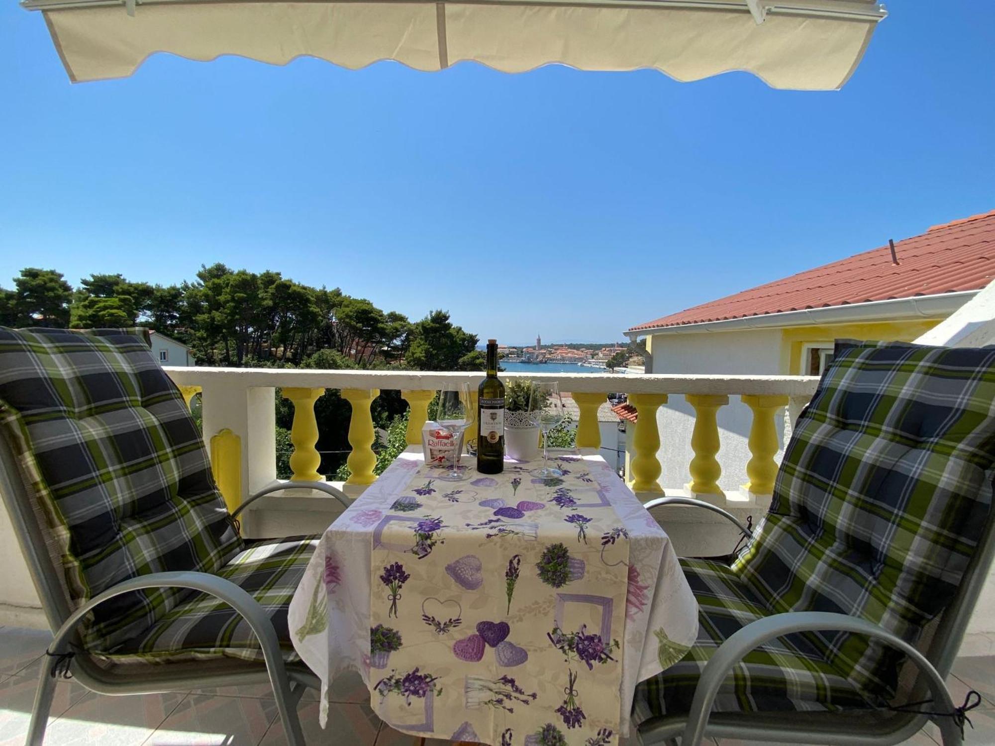Apartments Mare Banjol Exterior foto